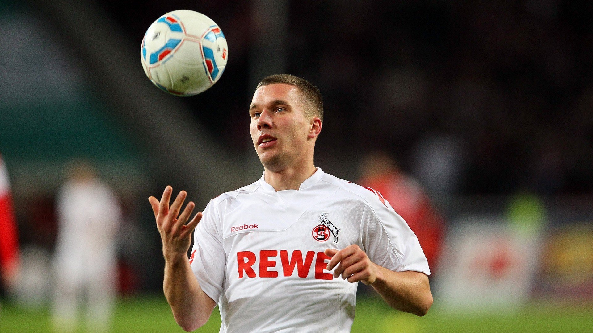 明星运动员社会影响力日益扩大，运动员明星化是不是不务正业